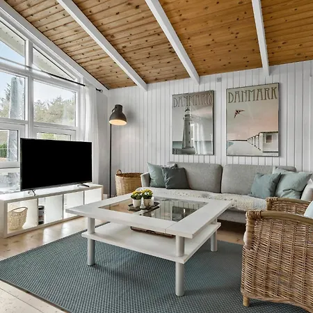 4 Bedroom Gorgeous In *