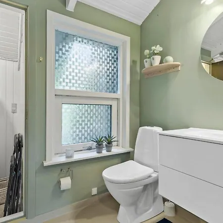 4 Bedroom Gorgeous In Holiday home Ebeltoft