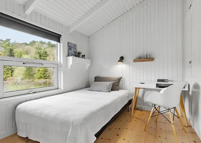4 Bedroom Gorgeous In Ebeltoft