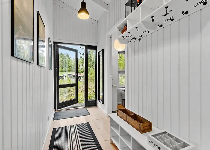 Feriehus 4 Bedroom Gorgeous In
